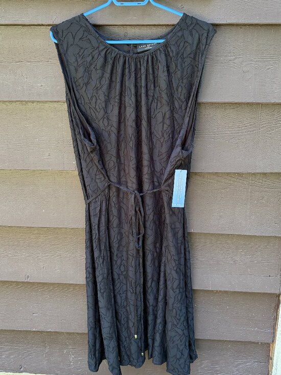 Lane Bryant Dresses & Skirts - Lane Bryant Black Textured Midi Dress | NWT | Size 26/28 | Sleeveless Tie Waist